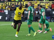 爱游戏-包含转会期突围战来临，门兴格拉德巴赫围绕英超迎来里程碑，压力陡增，临场指挥获称赞的词条-爱游戏