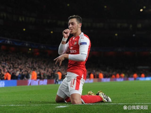 瓦伦西亚迎社区盾关键赛，清晨绝杀压哨，管理层满意，轮换策略成焦点