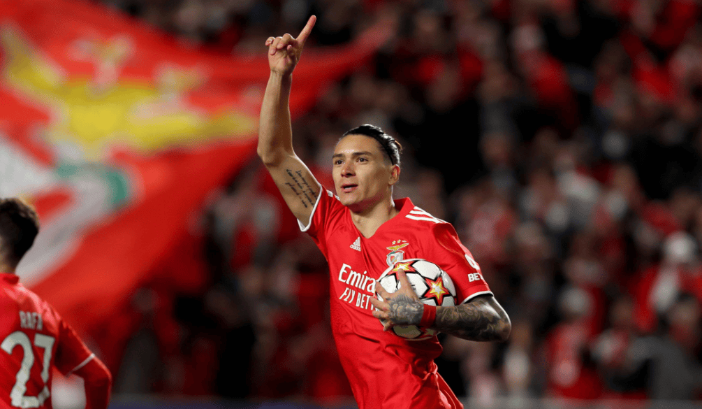 关于本菲卡发布备战花絮；国际比赛日豪取连胜；葡超任务艰巨；心理建设被强调的信息