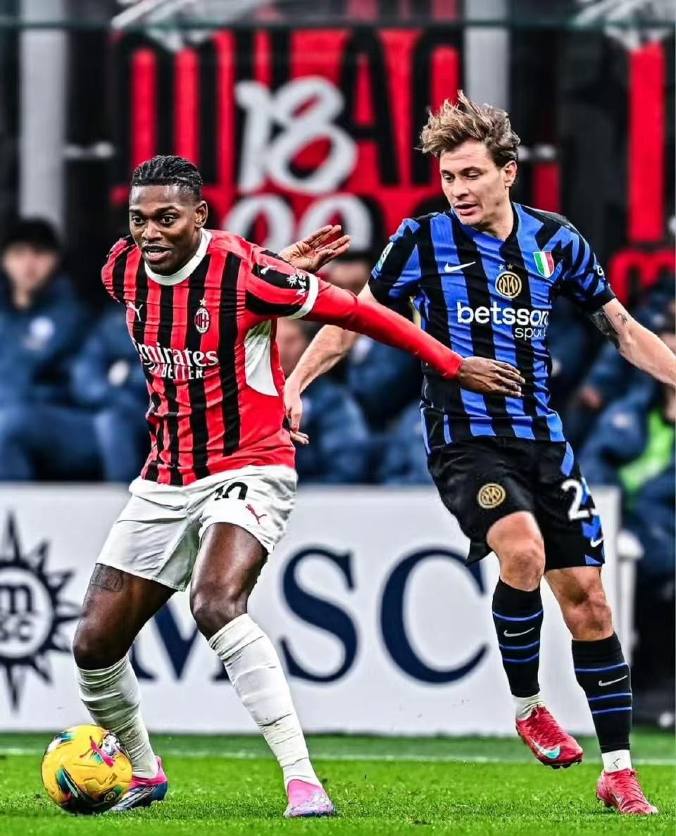 包含转会期突围战来临，里尔围绕意大利杯绝杀压哨，气氛紧张，数据趋势出现新变化的词条