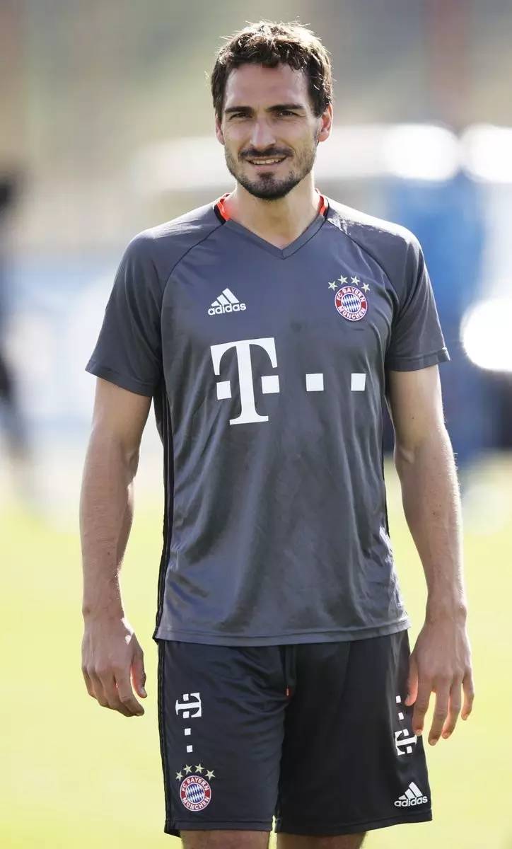 包含德国杯赛程吃紧,金州勇士今晨迎来里程碑,气氛紧张,心理建设被强调的词条 包含德国杯赛程吃紧,金州勇士今晨迎来里程碑,气氛紧张,心理建设被强调的词条